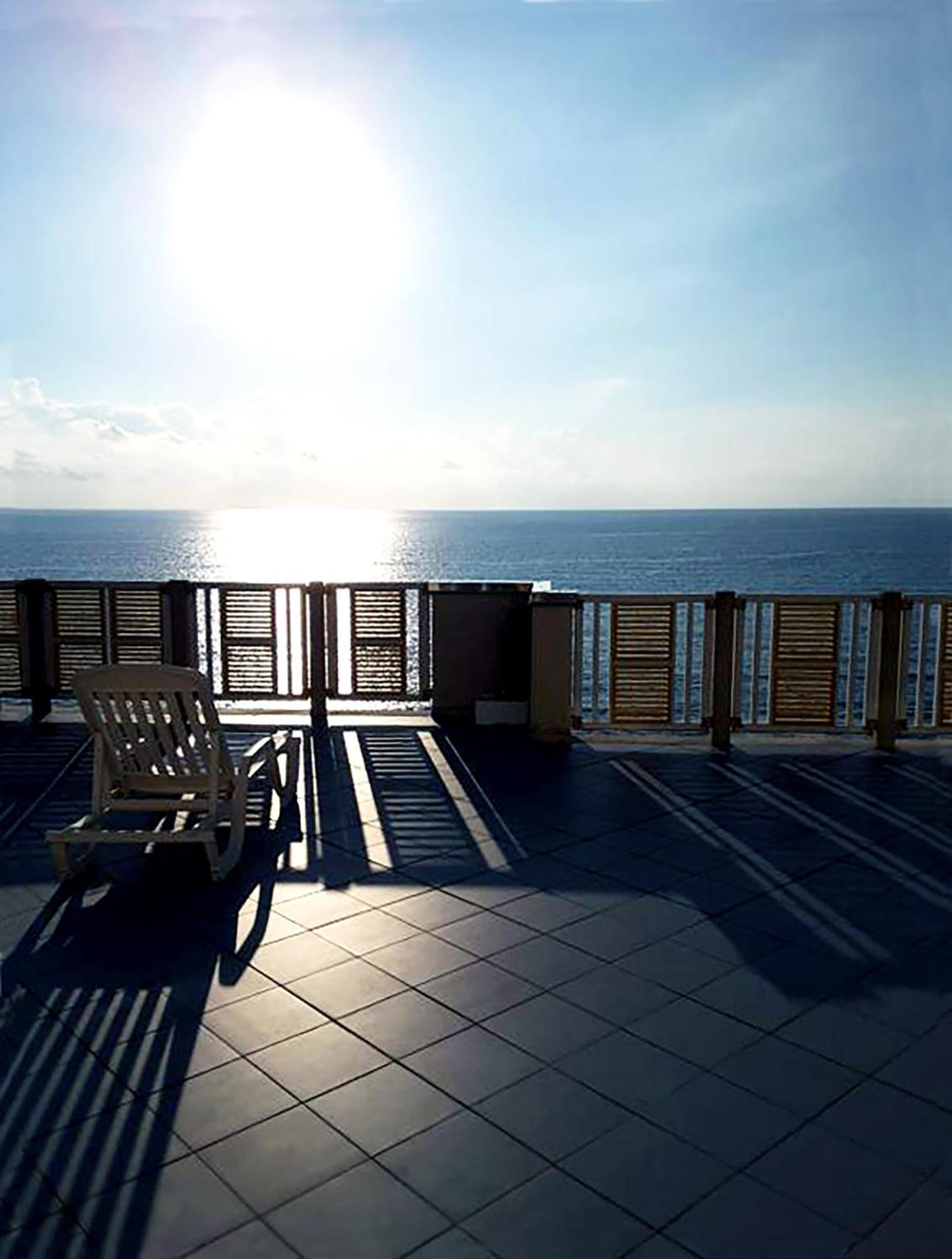 Hotel E Residence Il Faro أكيارولي المظهر الخارجي الصورة